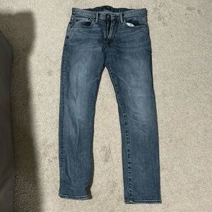 GAP Men’s Slim Straight Jean (29x30)